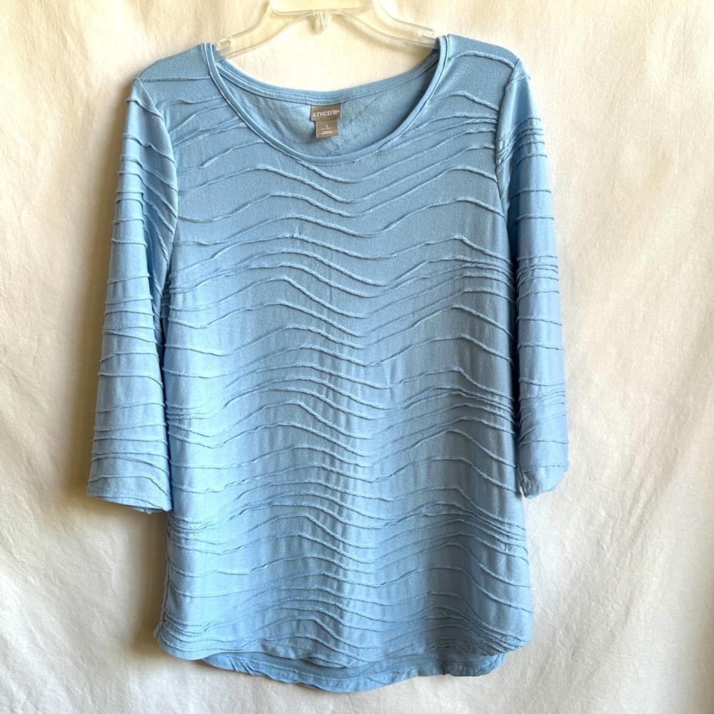 Chico’s powder blue textured tunic, size 2 (L)